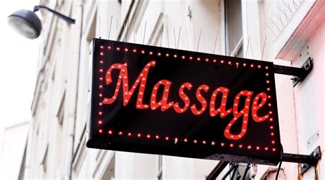 Erotic massage Palmares do Sul