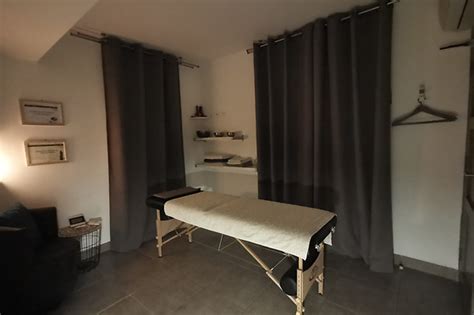 Sexual massage Villeneuve sur Yonne