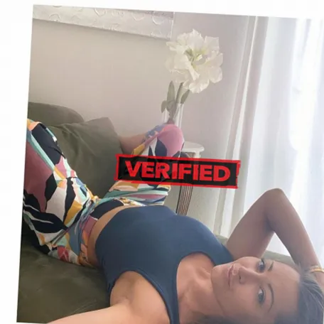 Alexa fucker Erotic massage Villiers