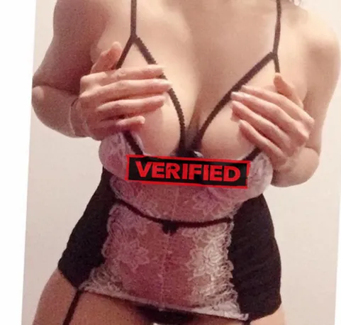 Sophia Pornostarr Finde eine Prostituierte Wommelgem