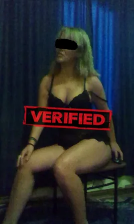 Jennifer seins Trouver une prostituée Vernouillet