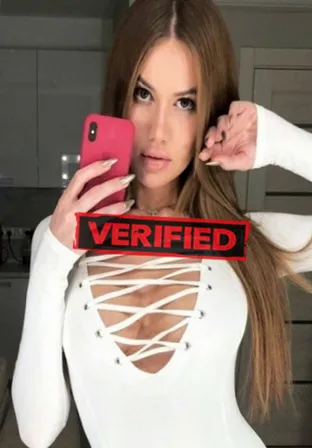 Adrienne fucker Sexual massage Valenza
